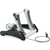 Minoura Indoor Fahrradtrainer Liveride LR541 mit QR -Lenkschalter