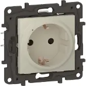 Legrand 863920 Niloe Step with Netatmo Schutzko-Steckdose, Farbe: Sand