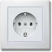 Merten Schutzkontakt-Steckdose Schuko mit voller Abdeckplatte