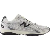 New Balance Kaufen Sie den U204LSWD Black Silver Metallic bei Kicksshop. Sportlicher schwarz-silberner Sneaker mit modernem Design und bequemer Passform.