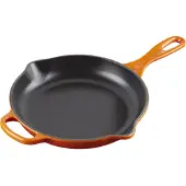 Le Creuset Skillet Signature – Orangerot – Ø 23 cm – Emaillierte Antihaftbeschichtung – Für alle Herdarten geeignet, einschließlich Induktion – Spülmaschinenfest – Lebenslange Garantie