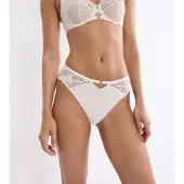 Triumph Slip "Wild Gardenia Florale" weiche Spitze, elegant