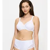 Triumph "Ladyform Soft" verkleinert die Brust optisch um eine Cup-Größe