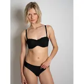 Passionata "PILA" mit Spitze überzogene Cups, abnehmbare Träger, dünne Schalen