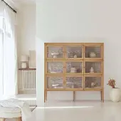Tikamoon Tana - Breite Vitrine aus Eichenholz