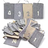Dripio Adventskalender zum Befüllen, 24 Baumwollsäckchen, 9x11 cm, beige/grau