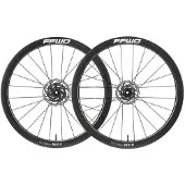 FFWD Ryot 44 Dt240 Exp Cl Disc Tubeless Rennrad Laufradsatz