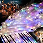Dripio LED-Bandstäbe mit Bändern & Glöckchen, 24 Stück, warmweiß & bunt