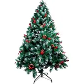 Merkloos Natürlicher, grüner Weihnachtsbaum mit Schnee und Beeren