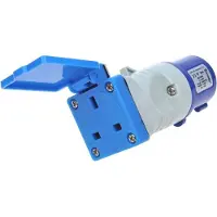 Pricenet Adapter von CEE auf UK-Steckdose
