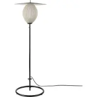 Gubi - Satellite Außen Stehleuchte Cream White/Black