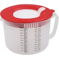 Dr. Oetker Mess- und Rührbecher 2,2 L, Messbecher mit unterschiedlichen Messskalen, Rührbecher mit Spritzschutz, Becher aus hochwertigem Kunsstoff (Farbe: Rot/Transparent)