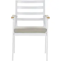 Beliani Gartenstuhl Set 4er Set Weiß Alumunium mit beigen Sitzkissen Outdoor Indoor Garten Salon Wohnzimmer Terrasse