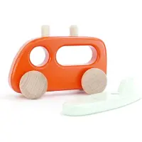 Bajo Holz Wohnmobil mit Surfbrett - nachhaltiges Spielzeug für Kinder