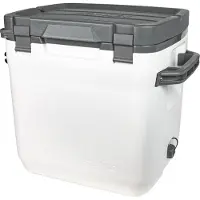 Stanley Adventure Cooler - Riesen Kühlbox mit 28,3 L polar weiß