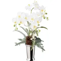 Creativ Green Winterliche Kunstpflanze "Weihnachtsdeko", weiß, H:70cm, Polyester, Kunstpflanzen, Winterliche Kunstpflanze, Gesteck in Keramikvase, dekoriert mit Zapfen, Beeren und Farnzweigen