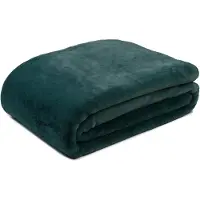 Gozze Wohndecke GÖZZE "Merino, kuschelig und weich", grün (dunkelgrün), B:180cm L:220cm, Polyester, Wohndecken, Wohndecke, kuschelig weich