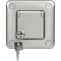 Legrand Soliroc Steckdose IP44 mit Schloss 077839