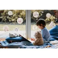 Komar Fensterbild "Winnie the Pooh Wonderful", bunt, B:30cm L:30cm, Fensterbilder, Fensterbild, Fenstersticker, selbsthaftend