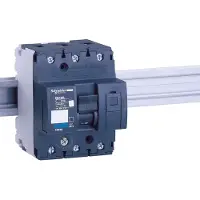 Schneider Electric 18855 Leistungsschalter NG125L, 3P, 63A, D Charakteristik