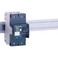 Schneider Electric 18846 Leistungsschalter NG125L, 2P, 63A, D Charakteristik