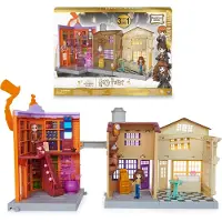 Spin Master Wizarding World Harry Potter - Diagon Alley (Winkelgasse) Spielset mit Licht und Sound sowie 2 Sammelfiguren, Aktion/Abenteuer, 6 Jahr(e), AAA, Mehrfarbig