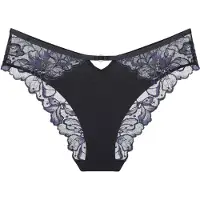 Triumph Slip "Wild Gardenia Florale" weiche Spitze, elegant