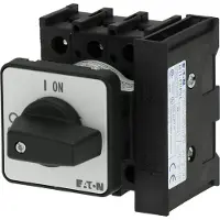 Eaton 199890 EIN-AUS-Schalter, P1, 40 A, Einbau, 3-polig, 1 Schließer, 1 Öffner, mit schwarzem Knebel und Frontschild P1-40/E/HI11