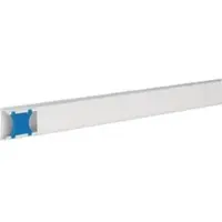 Hager ATH163009016BA Kabelkanal (L x B x H) 2100 x 32 x 16 mm 2 m Weiß