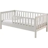 Vipack Kinderbett "Junior, Kiefermassiv mit umlaufenden Sprossengitter und Rolllattenrost", weiß, B:76cm H:60cm L:148cm, Betten, Kinderbett, wahlweise in 2 Farben, mit oder ohne Schublade