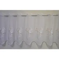 Stickereien Plauen Scheibengardine "Rosentraum" Gr. 5, weiß (weiß, beige), B:210cm H:40cm, Voile, Polyester, Gardinen, Scheibengardine