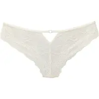 LASCANA String "Romea", Damen, Gr. 44/46, beige (creme), Spitze, Obermaterial: 90% Polyamid, 10% Elasthan, Unterhosen String, mit sexy Cut-Outs und feinem Ringaccessoire