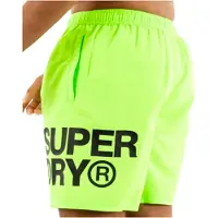 Superdry für Herren. M3010247A Badeanzug, 43,2 cm, mit grünem Sportswear-Logo (S), Strandbekleidung, Recyceltes Polyester, Nachhaltig