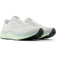 New Balance "FUELCELL PROPEL V5"