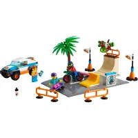 LEGO 60290 City Skate Park, Set mit Skateboard, BMX-Fahrrad und Spielzeugauto, Geschenk für Mädchen und Jungen ab 5 Jahre, Konstruktionsspielzeug