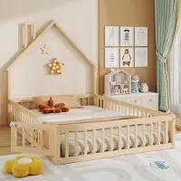 Merax Kinderbett Hausbett 140x200 cm mit Schornstein und Rundum-Sicherheitsgitter, Bodenbett mit Lattenrost, Holzbett, Doppelbett, Kiefer, Natur