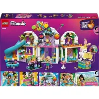LEGO Friends 42686 Indoor-Spielplatz, Bauset ab 7 Jahren, Kletternetz, Bällebad, 3 Mini-Puppen