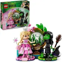 LEGO Wicked Elphaba und Glinda Figuren, Bauspielzeug 75682, Dekoration, Für Kinder ab 10 Jahren