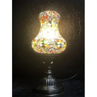 Halay Handgemachte Stimmungslampe in warmen Farben Birnenförmige Tischlampe türkische Mosaiklampe Orientalische Schreibtischlampe