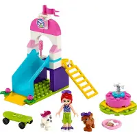 LEGO 41396 Friends Welpenspielplatz, Spielset mit Mia und 2 Hunde-Spielzeugfiguren, Welpenrutsche und Karussell für Vorschulkinder