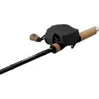 13 Fishing Skull Cap Spulenschutz