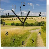 Wallario Design Wanduhr Feldlandschaft unter blauem Himmel aus Aluverbund, Größe 30 x 30 cm