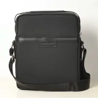 Alain Miller Tasche aus Textil mit verstellbaren Gurt