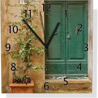 Wallario Design Wanduhr Grüne alte Holz-Tür in Toskana mit alter Steinwand und Steintreppe aus Aluverbund, Größe 30 x 30 cm