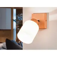 Meine Wunschleuchte Kleiner LED Wandstrahler Holz Natur schwenkbarer Lampenschirm Glas Weiß Ø 10cm