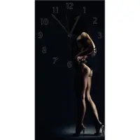 Wallario Design Wanduhr Sexy Frau im Dunkeln - Schatten, Silhouetten, Muskeln aus Echtglas, Größe 30 x 60 cm