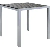 StarTech.com Gartentisch - Quadratischer Outdoor-Esstisch - Silberner Aluminiumrahmen - WPC Holz-Kunststoff - Wetter- & hitzebeständig - Für 4 Personen - Maße 75×75×72 cm - Dunkelgrau