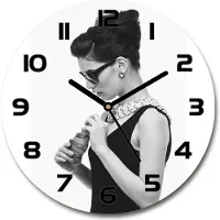 Tulup Wanduhr aus Glas 30fi Glasbild Glasuhr Gehärtetes Glas - schwarze-zeiger - A woman with glasses