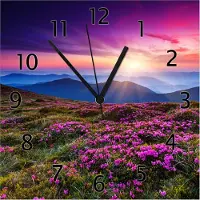 Wallario Design Wanduhr Blumenbedeckte Wiese bei Sonnenuntergang aus Echtglas, Größe 30 x 30 cm