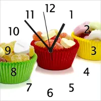 Wallario Design Wanduhr Sweets - Süßigkeiten-Muffins in der Küche aus Echtglas, Größe 30 x 30 cm